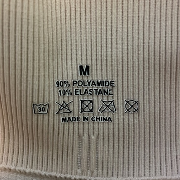 BEIGE/CREAM RIBBED SCRUNCH SHORT SHORTS! - Picture 3 of 3